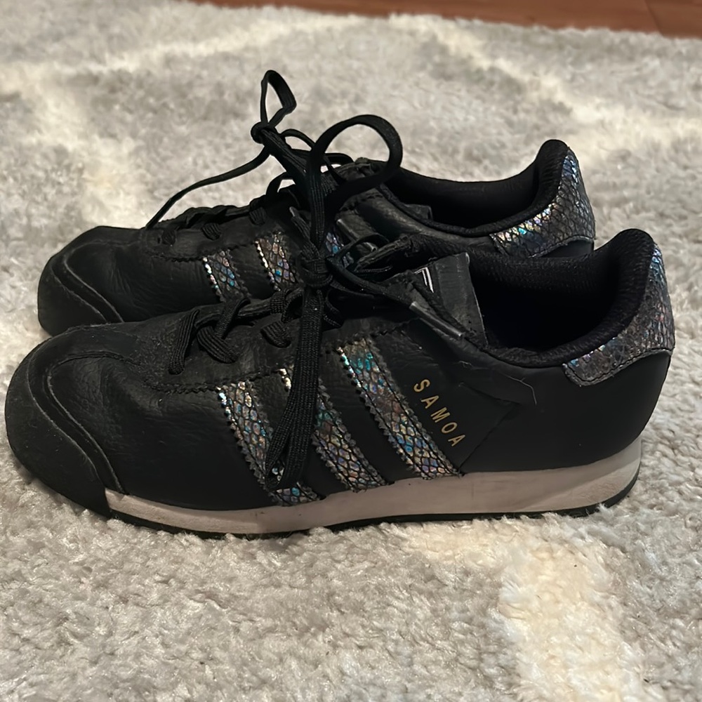 Adidas Samoa shoes size 3 (fit like 5)